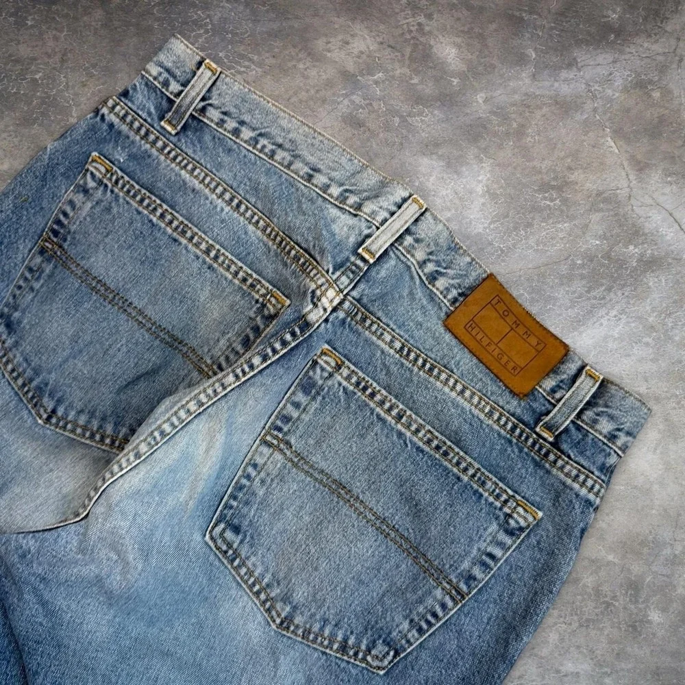 Vintage Tommy Hilfiger Distressed Thrashed Blue Jeans Mens 36x31.5 Skater Grunge
